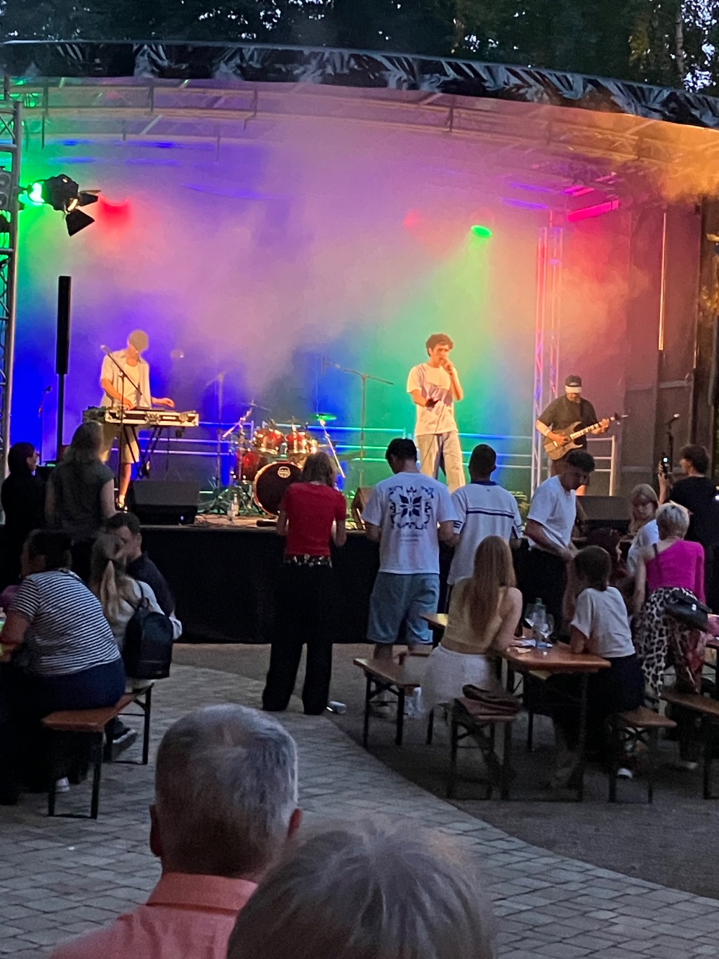 MAINPOP vier aufstrebende Bands auf Schloss Aschach